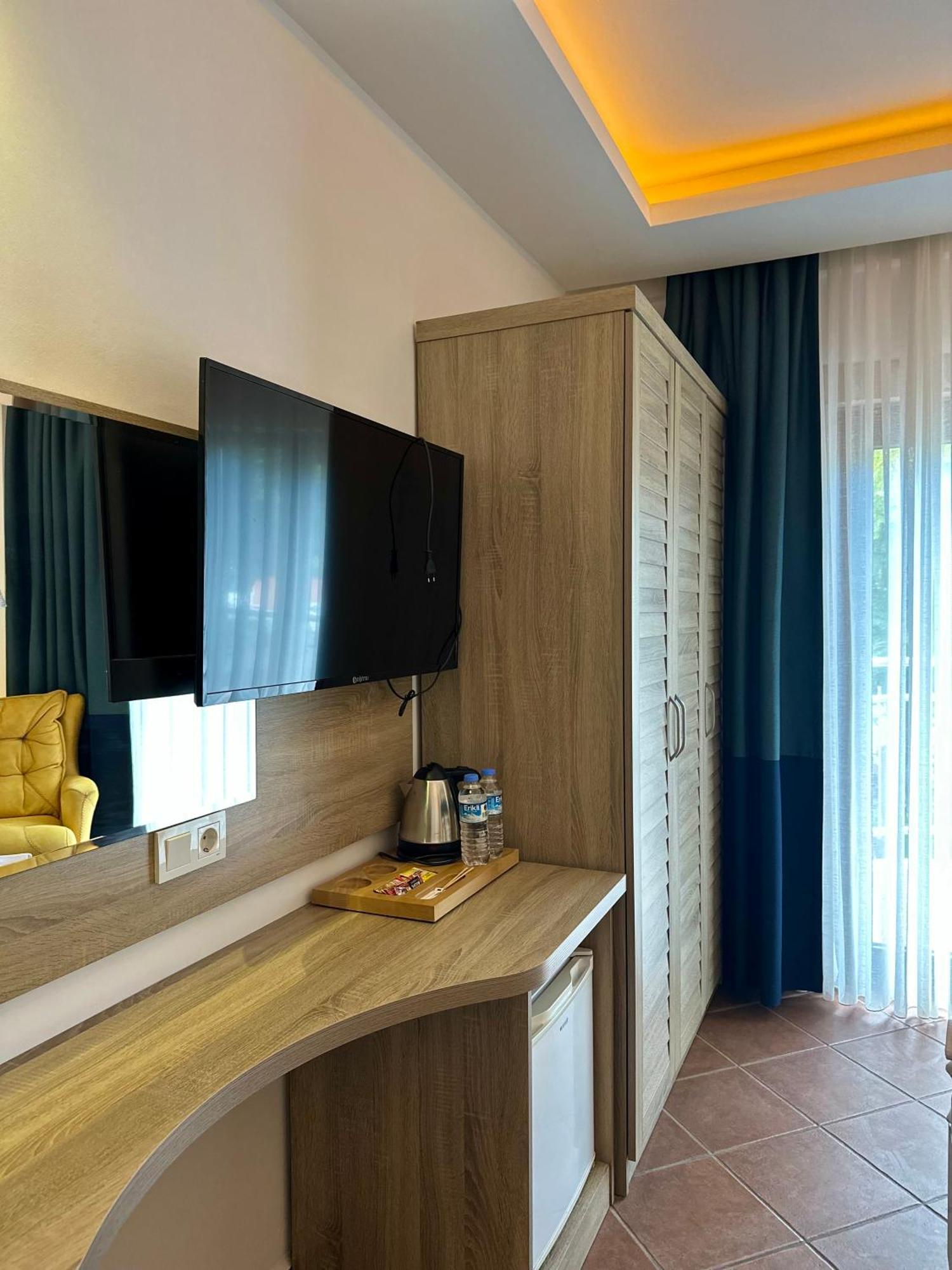 The Kumsal Hotel Олудениз Екстериор снимка